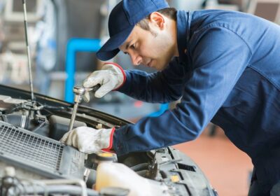 Become a truck mechanic: What training to follow?